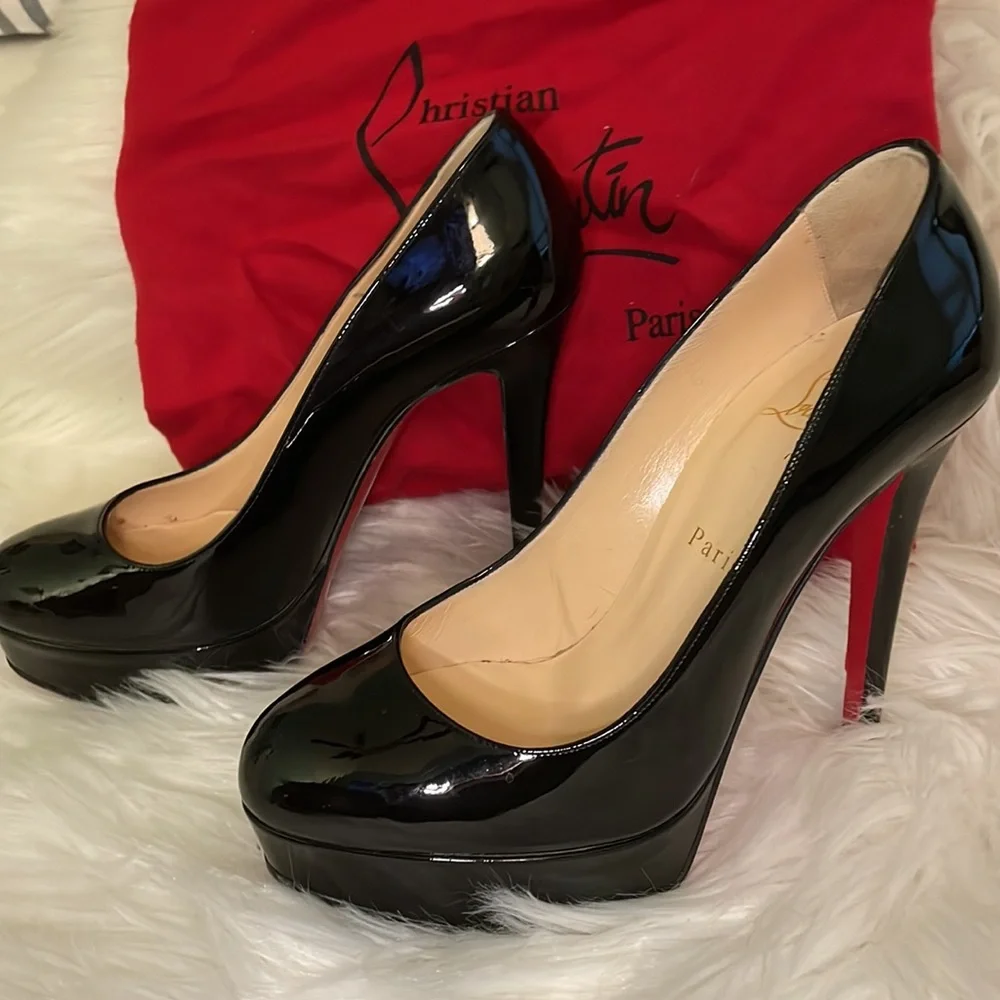 💯🔥Christian Louboutin Heels - Picture 5 of 11